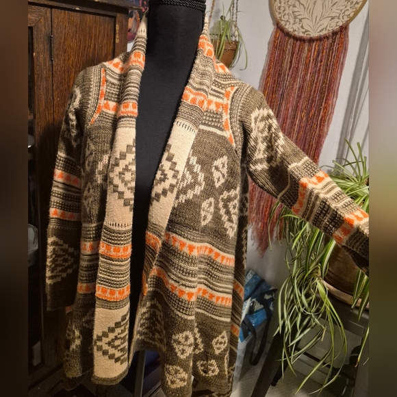 Eyeshadow Sweaters - Eyeshadow Mud Pie Fire Handkerchief-Hem Sweater Cardigan in a Brown Tan Orange S